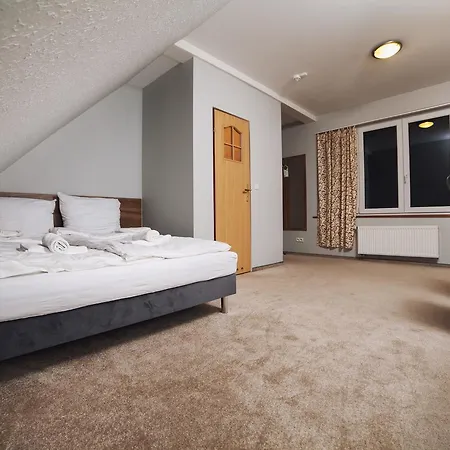 Gosciniec Lizawka Inn Poznan