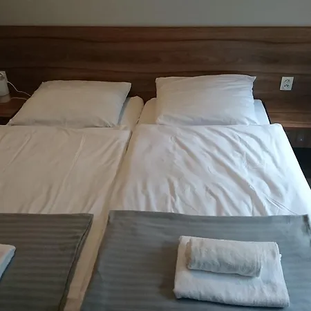 Gosciniec Lizawka 3*