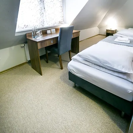 אורחן Gosciniec Lizawka פוזנן