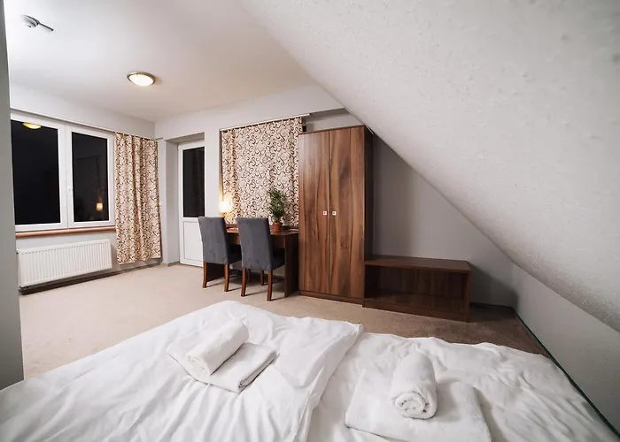 Inn Gosciniec Lizawka